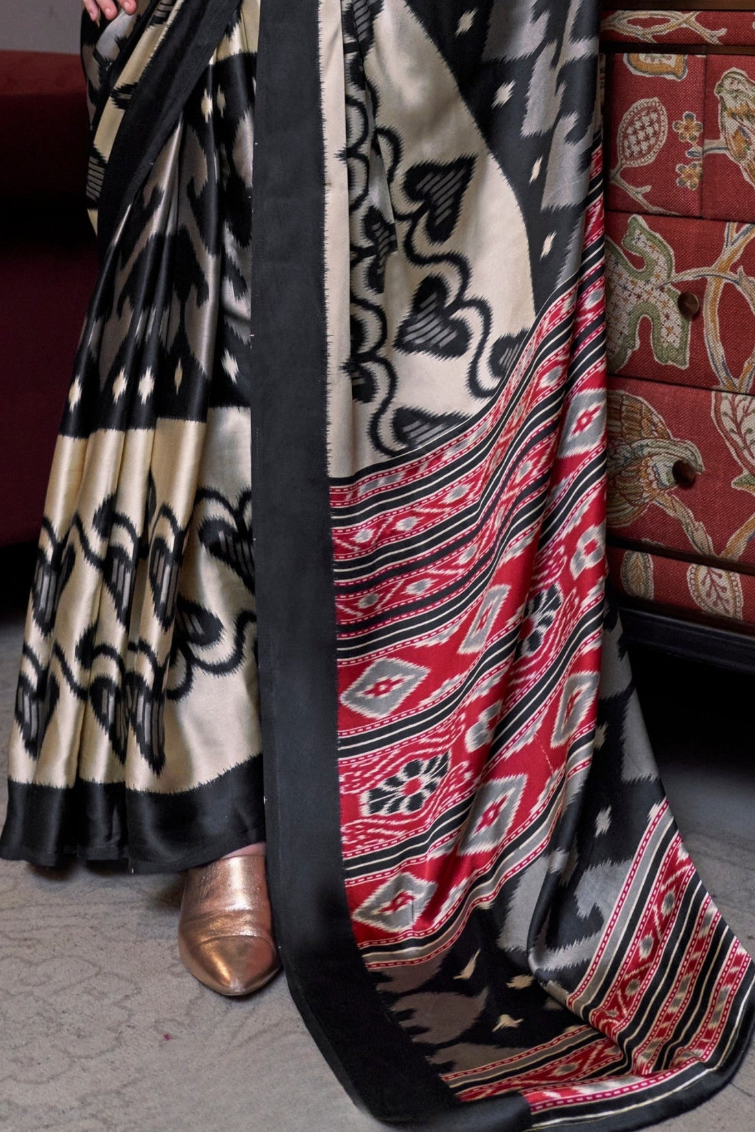 Rich Black and Cream Patola Printed Satin Crepe Saree Online