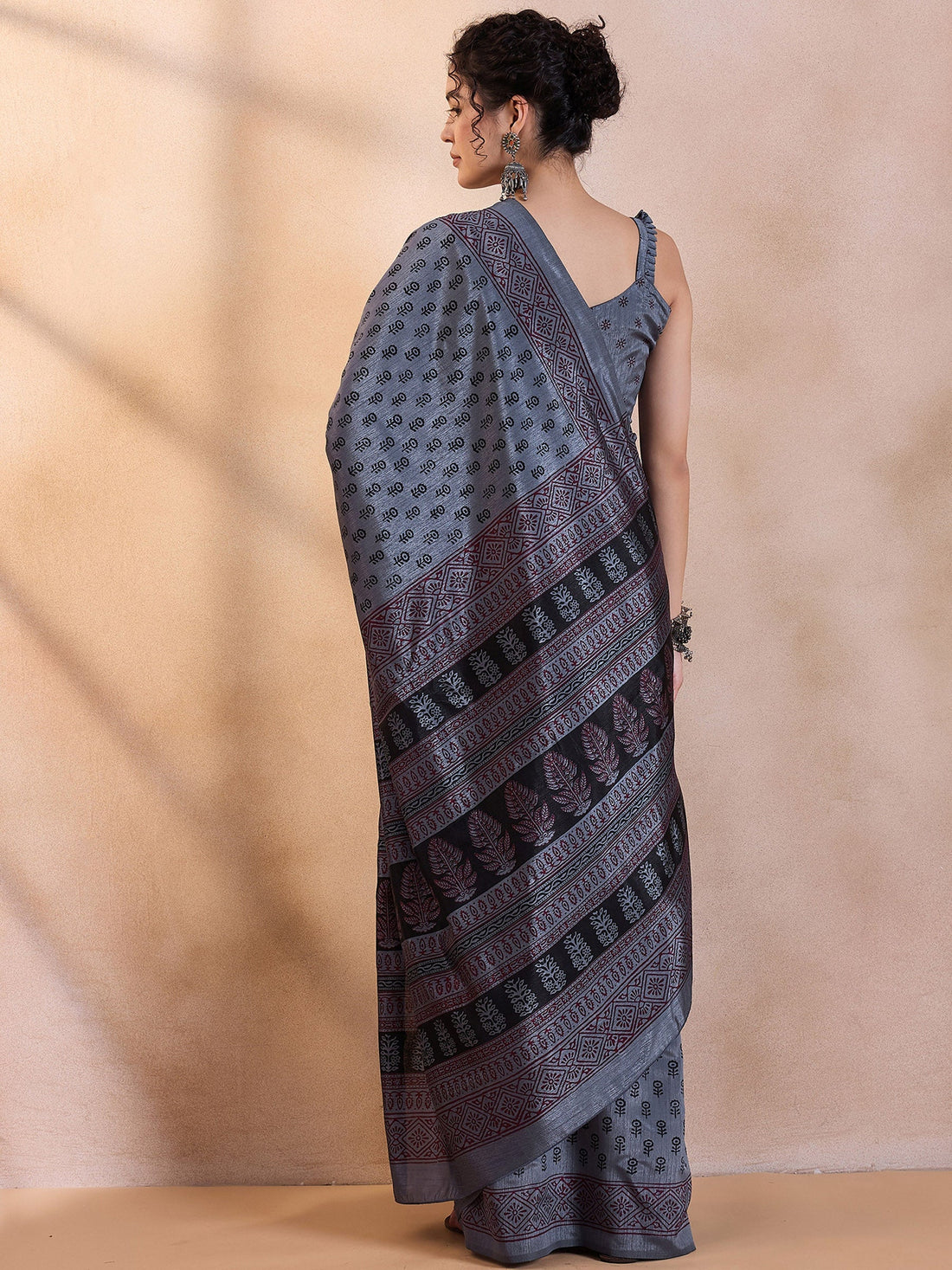 Grey Digital Printed Pure Linen Saree For Women