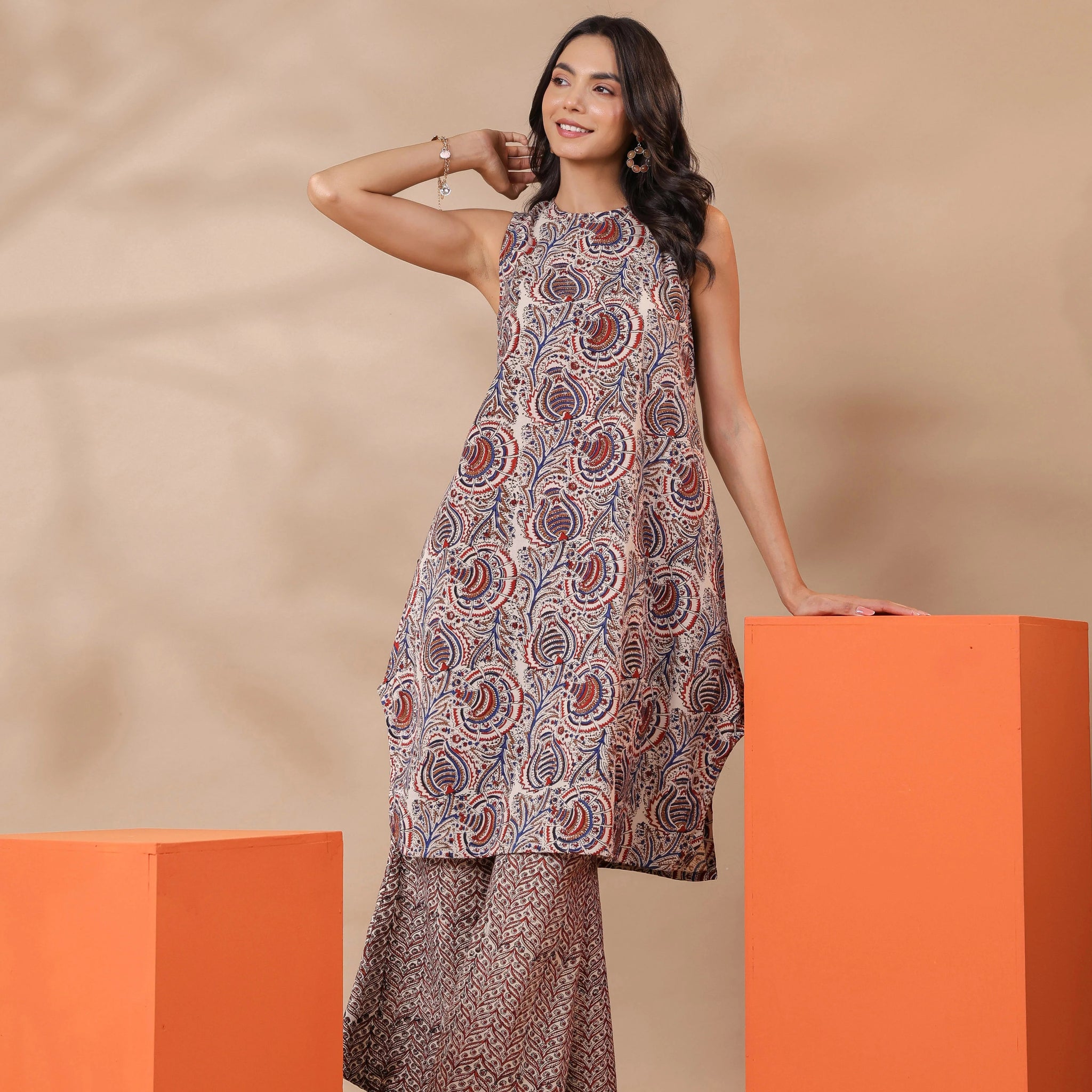 Cream Handblock Printed Sleeveless Cotton Kurta & Pants Set