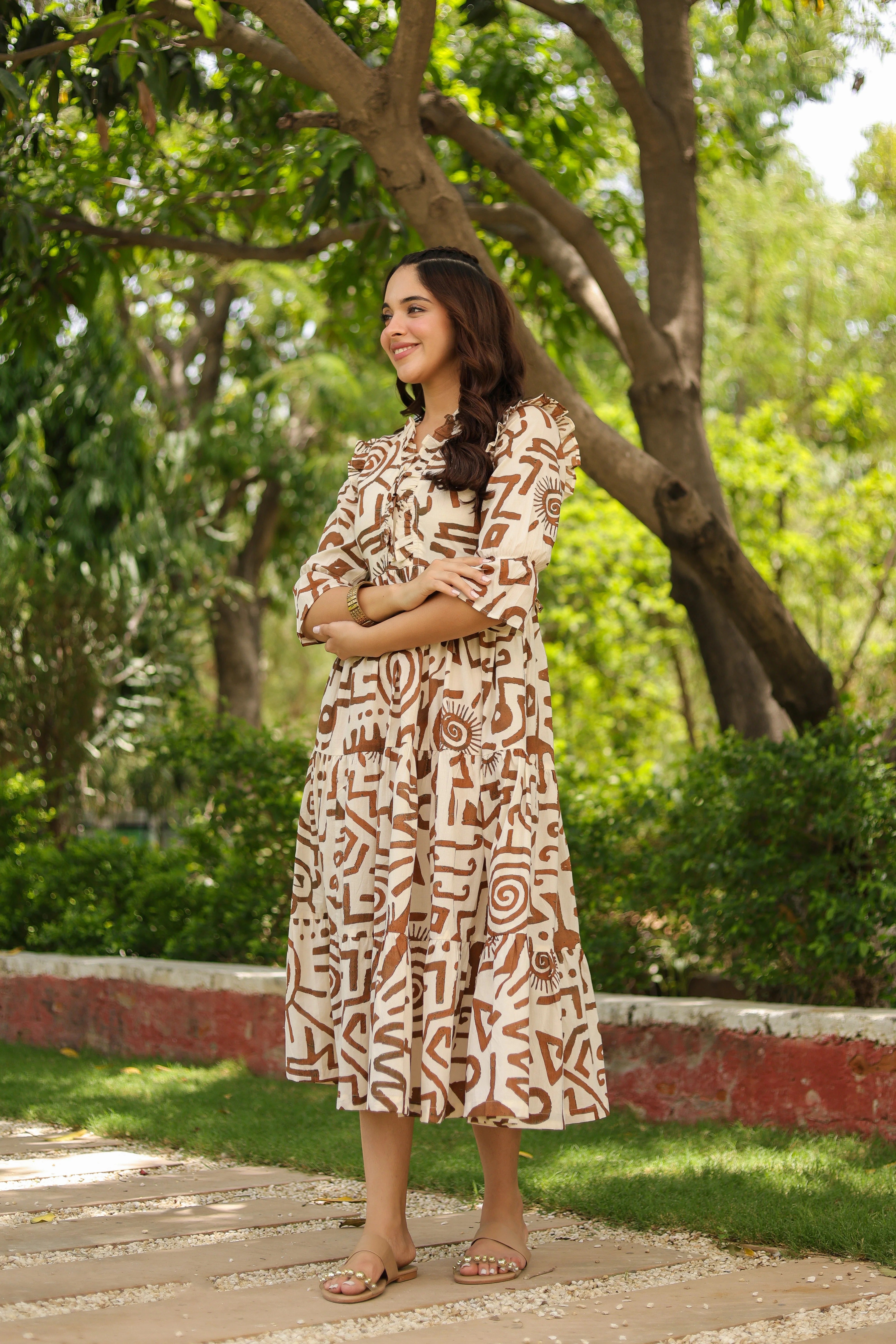 Women Abstract Printed Pure Cotton Tiered Fit & Flare Midi Dress